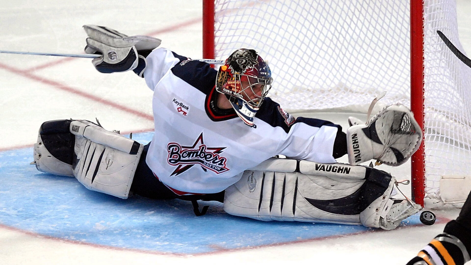 劳塔罗刺破梦魇，当荷兰铁蹄碾过巴萨的足球圣殿